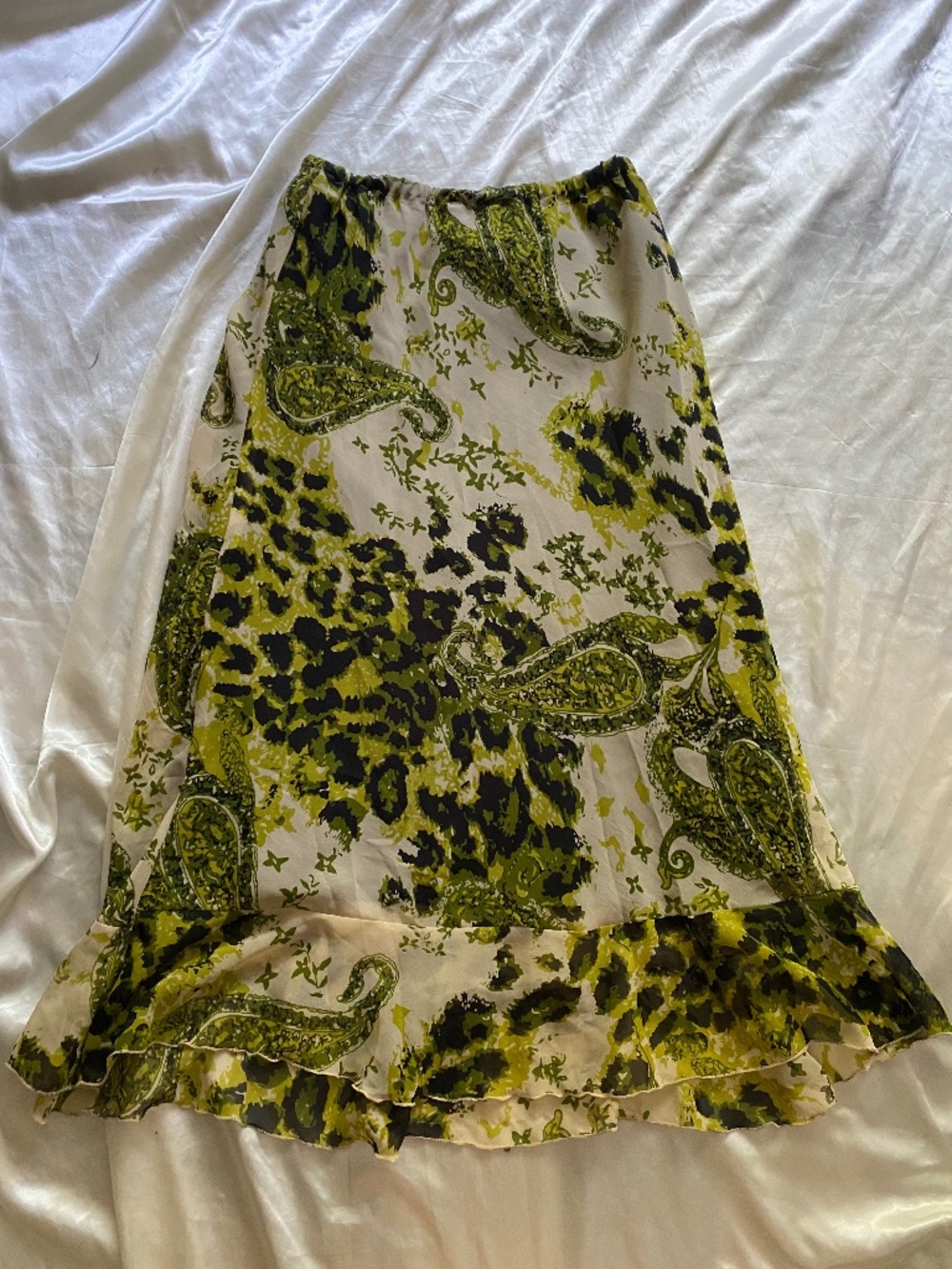 Vintage y2k Green Black Paisley Ruffle Maxi Skirt Fairy Whimsygoth Medium